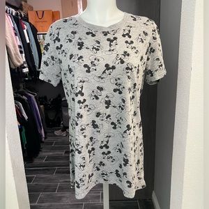 Disney Mickey and Minnie Gray Short Sleeve Top